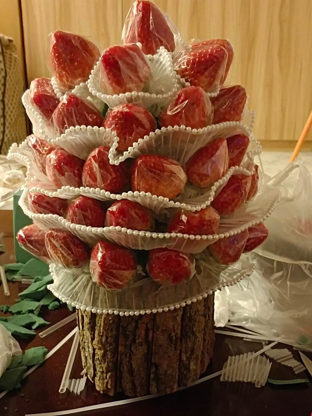 如何在家用简单材料制作法式巧克力草莓塔_金年会下载