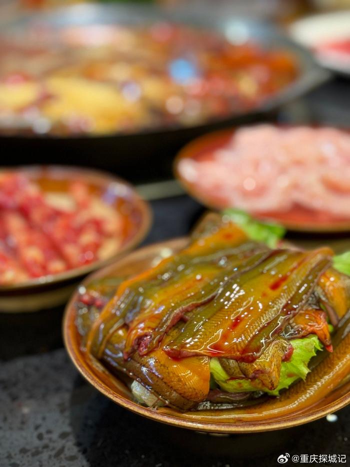 火锅汤底在不同节日的流行情况