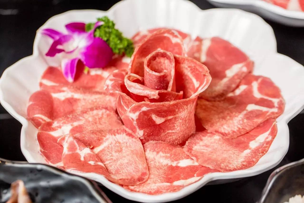 金年会-如何制作适合火锅的肉类拼盘