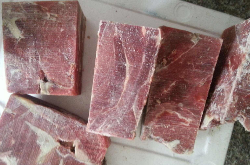 如何判断牛肉的新鲜度